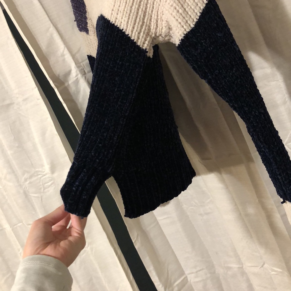 Block sweater - Picture 2 of 3